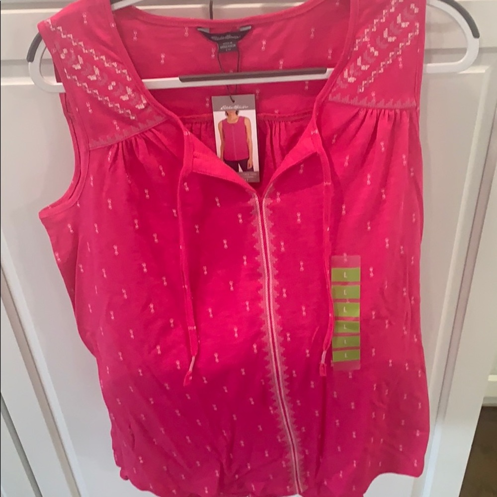 Eddie Bauer Women’s Sleeveless tank